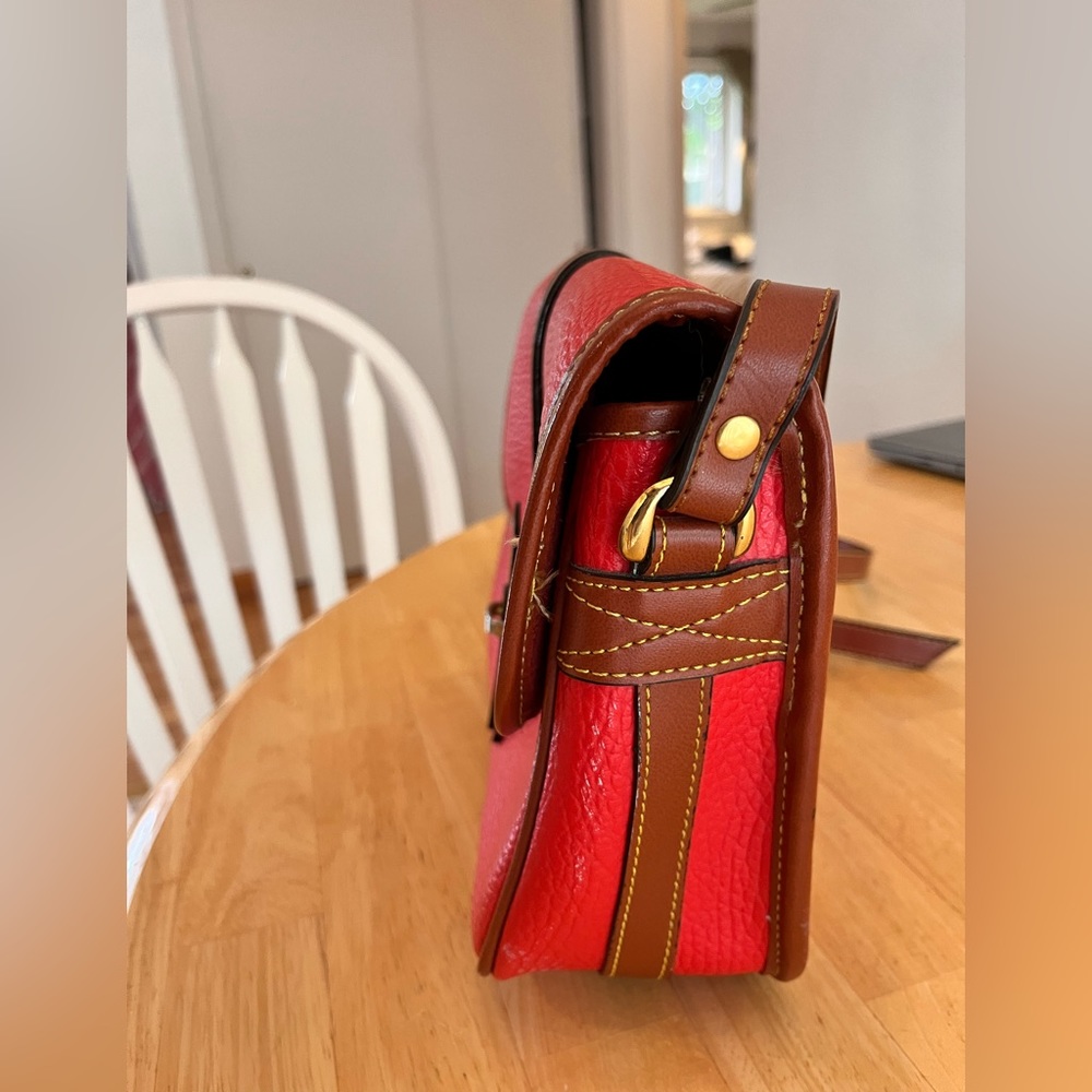 Red Handbag - Picture 2 of 6